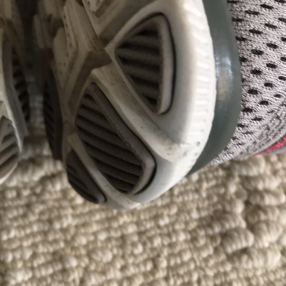 Skechers good Condition Size 7 - Picture 9 of 12